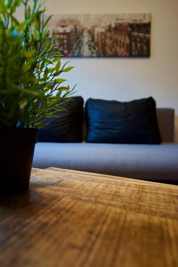 Standard Apartment By Hi5 - Nyugati Square Budapest Esterno foto